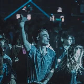 Profil de Islem, 29 ans, Plan cul à Hinges (Pas-de-Calais)