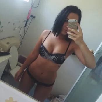Profil de Jihane, 34 ans, Plan cul à Abzac (Charente)