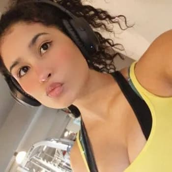 Ada - Plan cul à Pasilly Profil de Ada, 26 ans, Plan cul à Pasilly (Yonne)