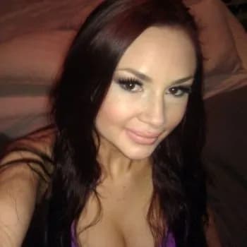 Profil de Céleste, 20 ans, Plan cul à LaChapelle-Thémer (Vendée)