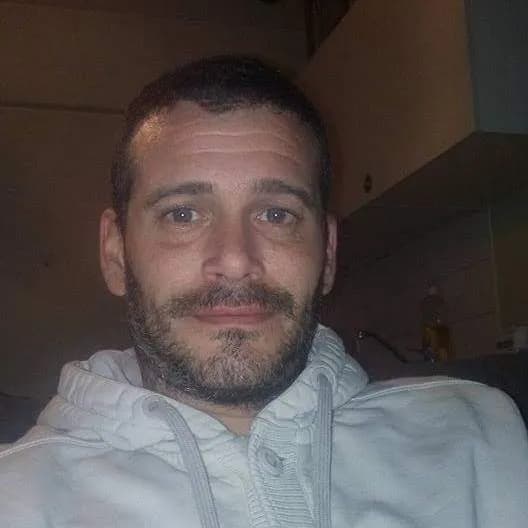 Profil de Aziz, 29 ans, Plan cul à Beugnon (Yonne)