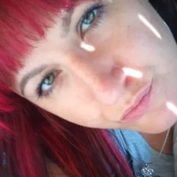 Profil de Emmie, 20 ans, Plan cul à Juliénas (Rhône)