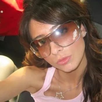 Profil de Kenza, 32 ans, Plan cul à Malandry (Ardennes)