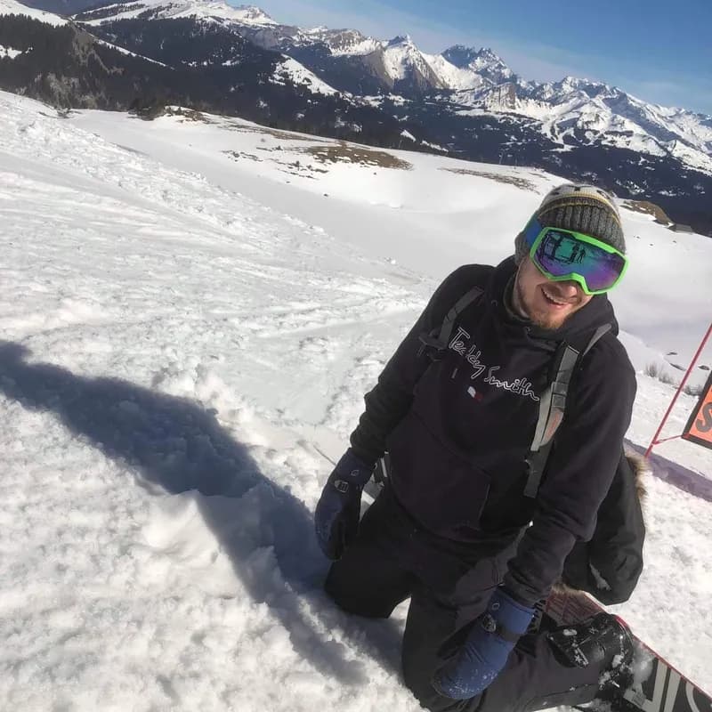 Profil de Mourad, 21 ans, Plan cul à Broglie (Eure)