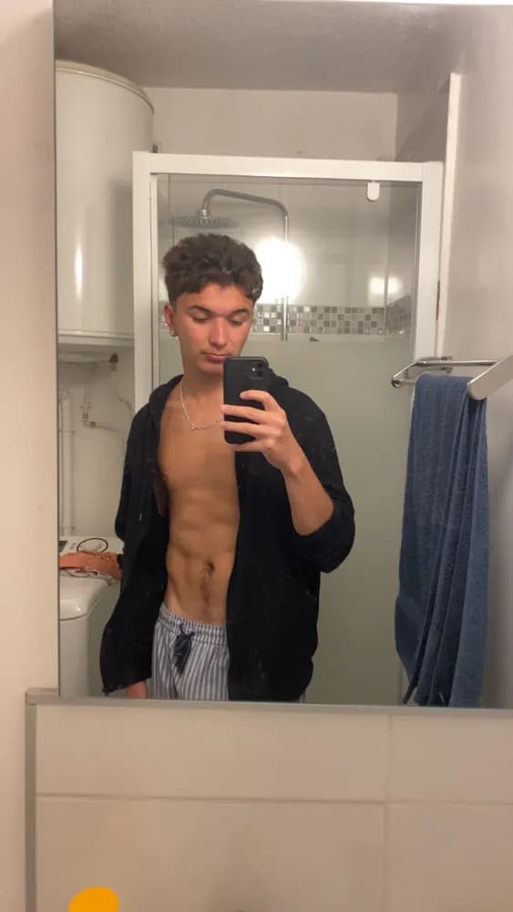 Profil de Aubin, 28 ans, Plan cul à Ban-de-Sapt (Vosges)