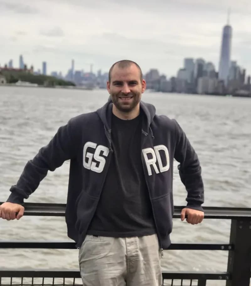 Profil de Mourad, 27 ans, Plan cul à LePlessis-Brion (Oise)