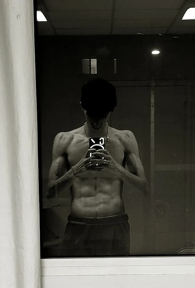 Honoré - Plan cul à Arleux Profil de Honoré, 23 ans, Plan cul à Arleux (Nord)