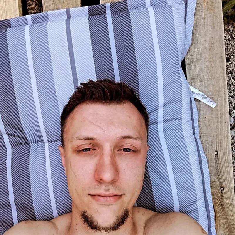 Profil de Jawed, 24 ans, Plan cul à LaBloutière (Manche)