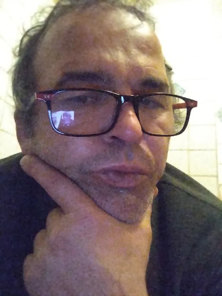 Profil de Christian, 22 ans, Plan cul à Lanfains (Côtes-d'Armor)