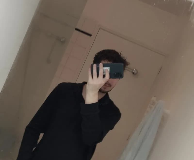 Julyann - Plan cul à Longré Profil de Julyann, 31 ans, Plan cul à Longré (Charente)