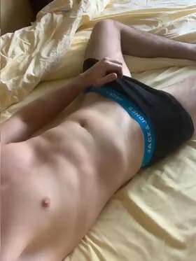 Profil de Tristan, 23 ans, Plan cul à LeThuit (Eure)