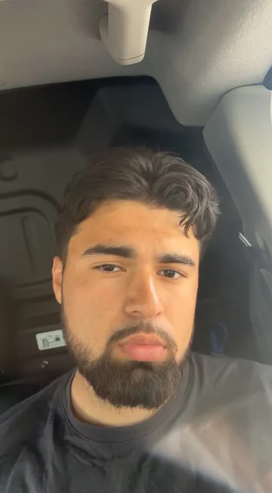 Profil de Roman, 31 ans, Plan cul à Bazegney (Vosges)