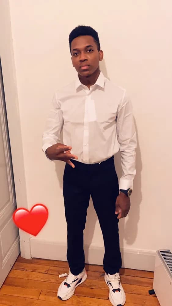 Profil de Julyan, 24 ans, Plan cul à Manses (Ariège)