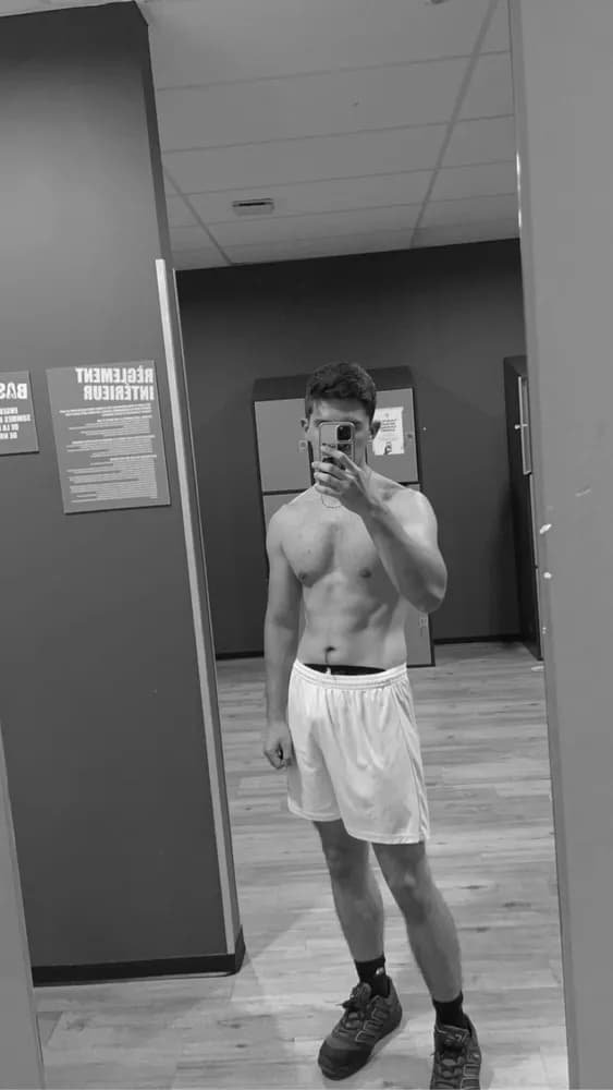 Jacques - Plan cul à Arbérats-Sillègue Profil de Jacques, 31 ans, Plan cul à Arbérats-Sillègue (Pyrénées-Atlantiques)