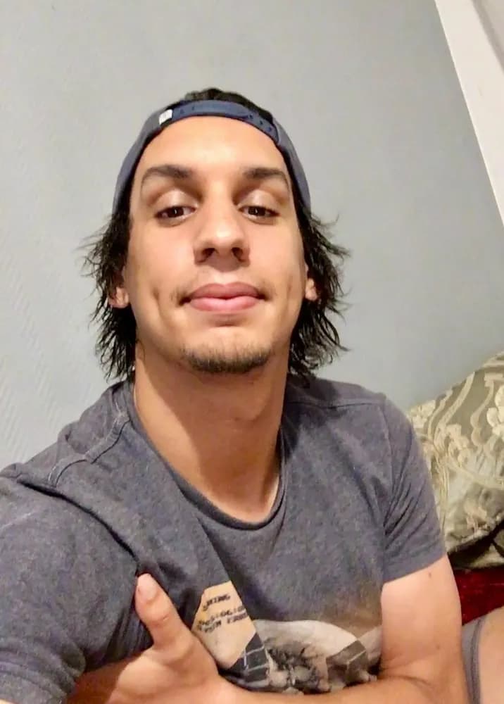 Profil de Martin, 19 ans, Plan cul à Béhen (Somme)