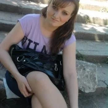 Amandine - Plan cul à Jauldes Profil de Amandine, 28 ans, Plan cul à Jauldes (Charente)