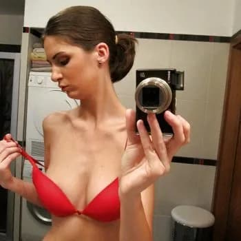 Profil de Manelle, 30 ans, Plan cul à Souffrignac (Charente)