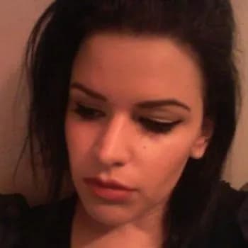 Héloïse - Plan cul à Teyssode Profil de Héloïse, 26 ans, Plan cul à Teyssode (Tarn)