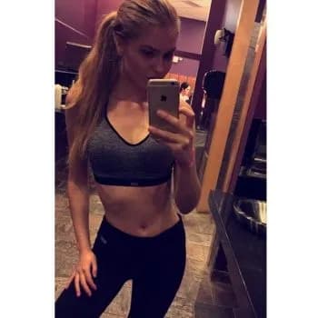 Profil de Rosie, 31 ans, Plan cul à Irancy (Yonne)