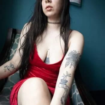 Profil de Clémence, 26 ans, Plan cul à Lacroisille (Tarn)