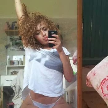 Profil de Elizabeth, 25 ans, Plan cul à Chapeiry (Haute-Savoie)