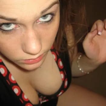 Profil de Abby, 27 ans, Plan cul à Loyettes (Ain)