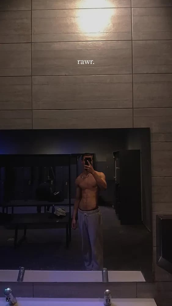 Profil de Ennio, 22 ans, Plan cul à Vraux (Marne)