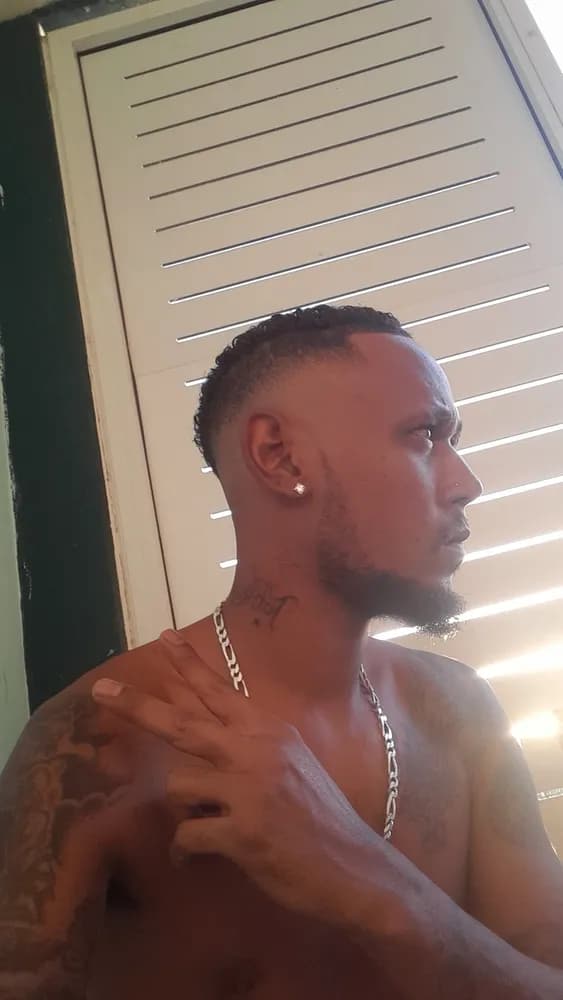 Profil de Suleyman, 28 ans, Plan cul à Chaudrey (Aube)