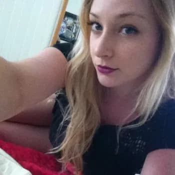 Profil de Ibtissem, 21 ans, Plan cul à Vaunoise (Orne)