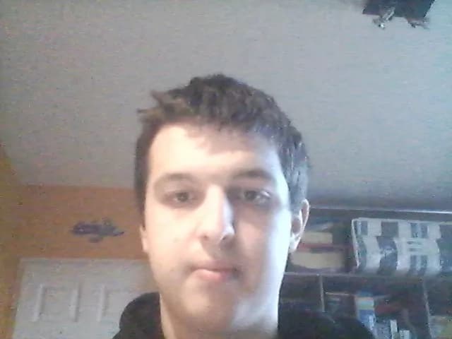 Profil de Kenan, 25 ans, Plan cul à Brielles (Ille-et-Vilaine)