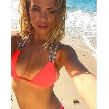 Profil de Loubna, 34 ans, Plan cul à LaPuye (Vienne)