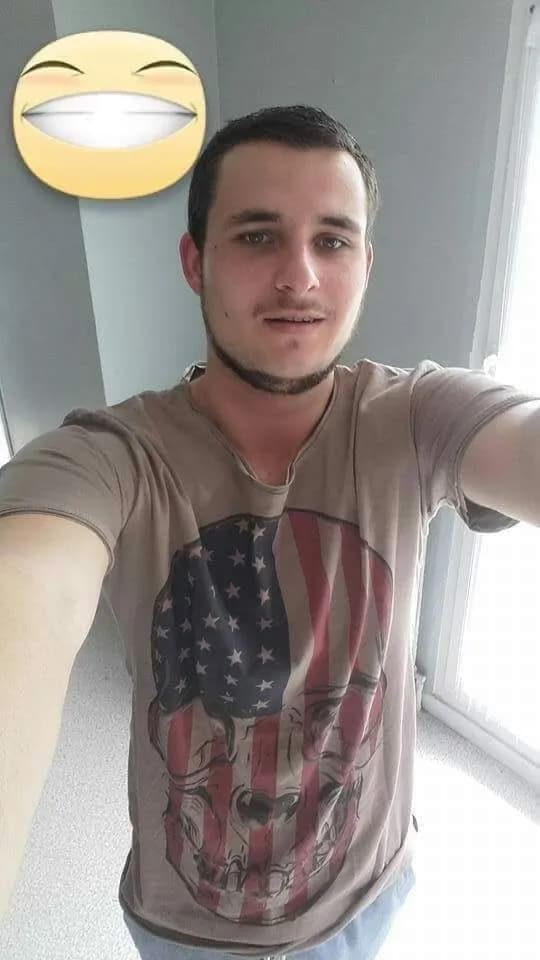 Profil de Hector, 18 ans, Plan cul à Saint-Vulbas (Ain)