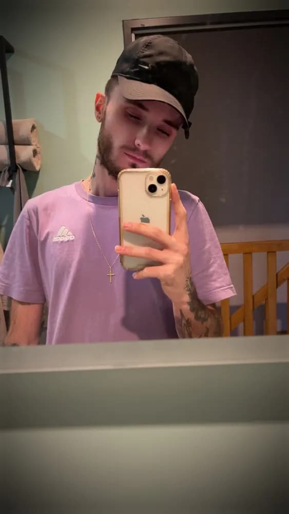 Profil de Tayron, 33 ans, Plan cul à Créances (Manche)