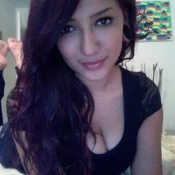 Castille - Plan cul à Vrigny Profil de Castille, 18 ans, Plan cul à Vrigny (Marne)