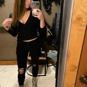 Hélène - Plan cul à Montgérain Profil de Hélène, 29 ans, Plan cul à Montgérain (Oise)