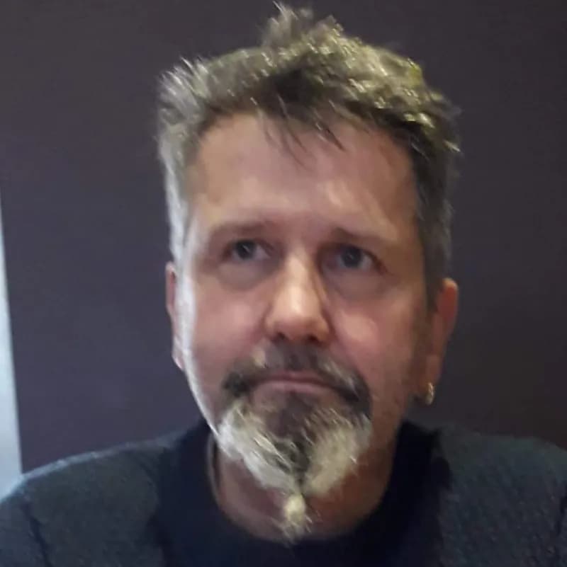 Auguste - Plan cul à Fouilleuse Profil de Auguste, 34 ans, Plan cul à Fouilleuse (Oise)