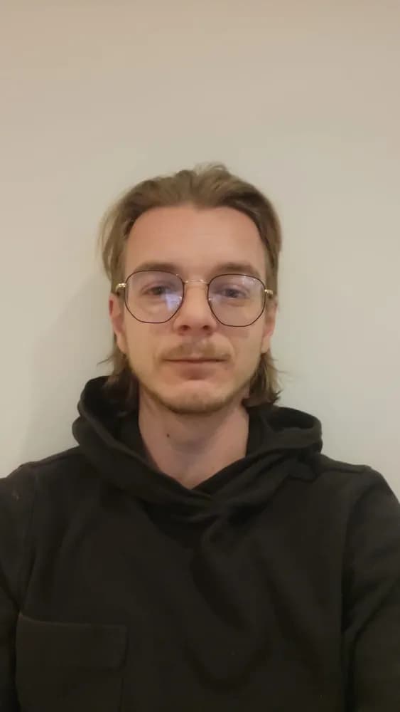 Alaric - Plan cul à Saint-Bonnet-de-Chirac Profil de Alaric, 25 ans, Plan cul à Saint-Bonnet-de-Chirac (Lozère)