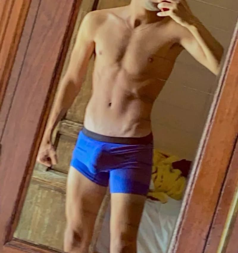 Qassim - Plan cul à Saint-Sulpice Profil de Qassim, 26 ans, Plan cul à Saint-Sulpice (Oise)