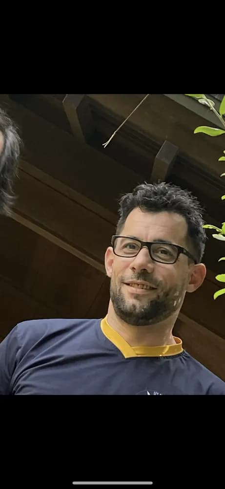 Tomy - Plan cul à Ruffieu Profil de Tomy, 24 ans, Plan cul à Ruffieu (Ain)