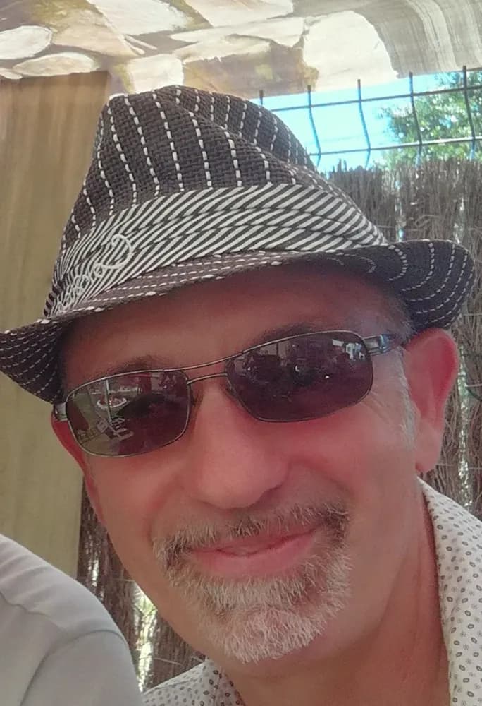 Mahmoud - Plan cul à Arros-de-Nay Profil de Mahmoud, 25 ans, Plan cul à Arros-de-Nay (Pyrénées-Atlantiques)