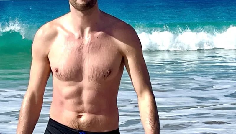 Khaled - Plan cul à Accous Profil de Khaled, 20 ans, Plan cul à Accous (Pyrénées-Atlantiques)