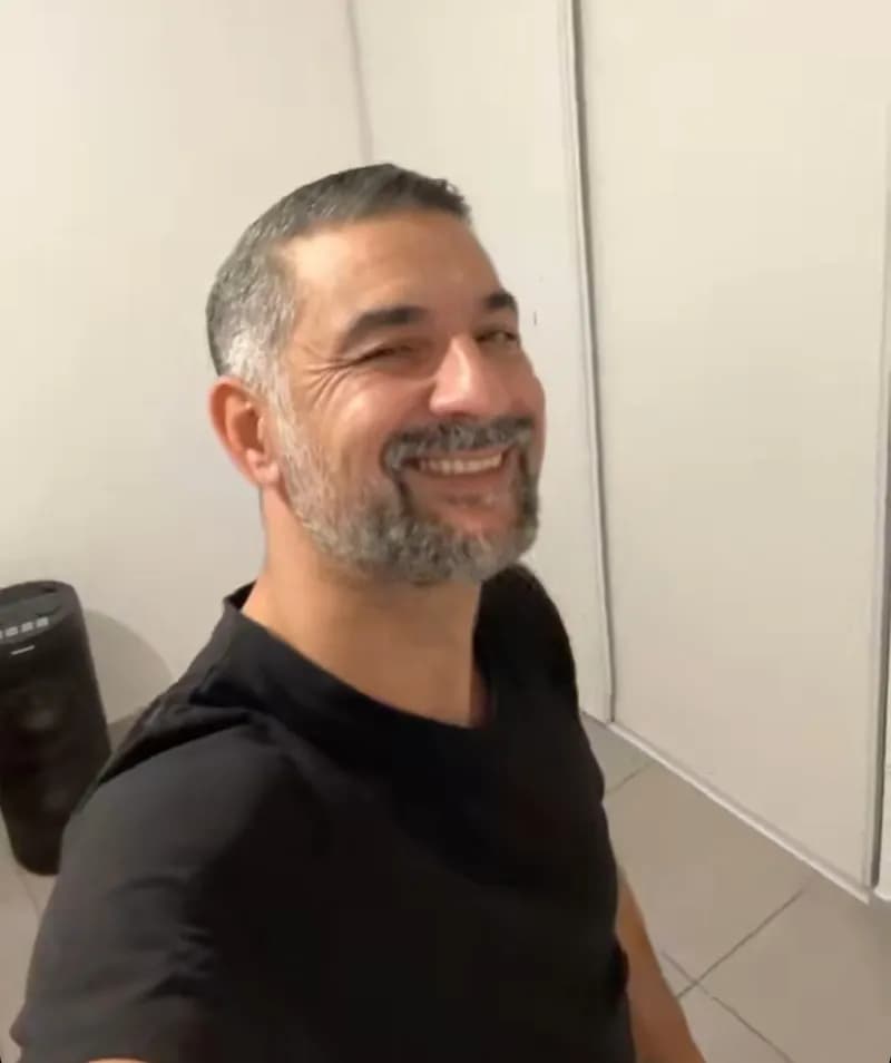 Ouways - Plan cul à Tenay Profil de Ouways, 34 ans, Plan cul à Tenay (Ain)