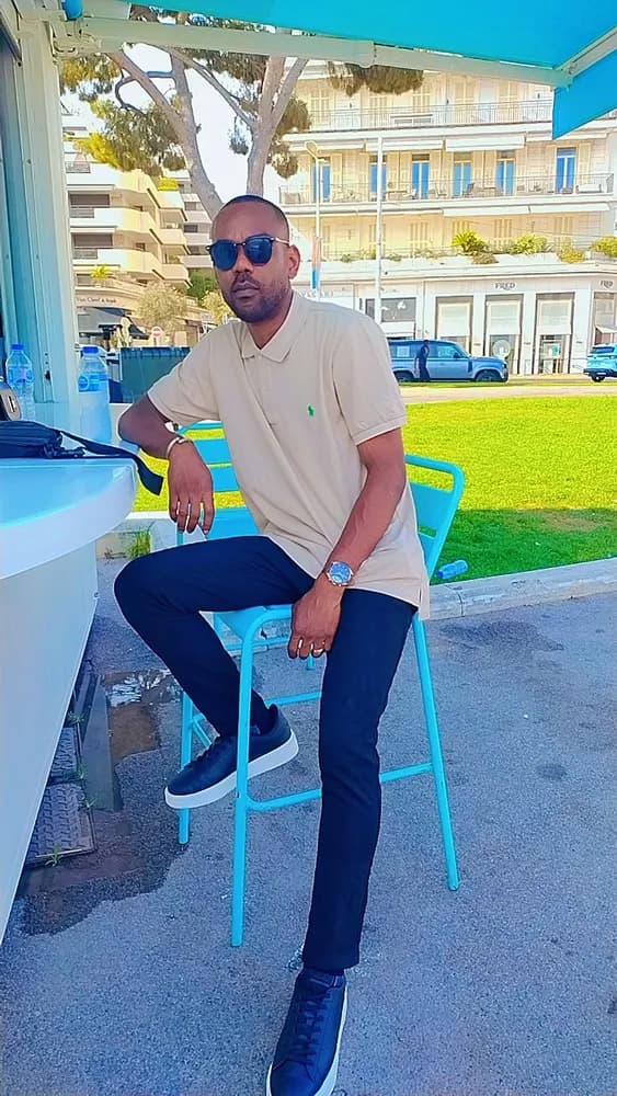 Mayeul - Plan cul à Loubédat Profil de Mayeul, 33 ans, Plan cul à Loubédat (Gers)